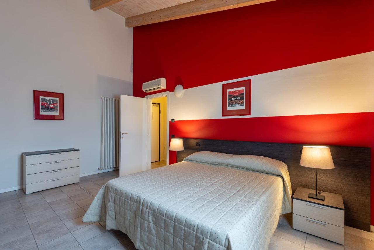 Hotel Maranello Village Extérieur photo