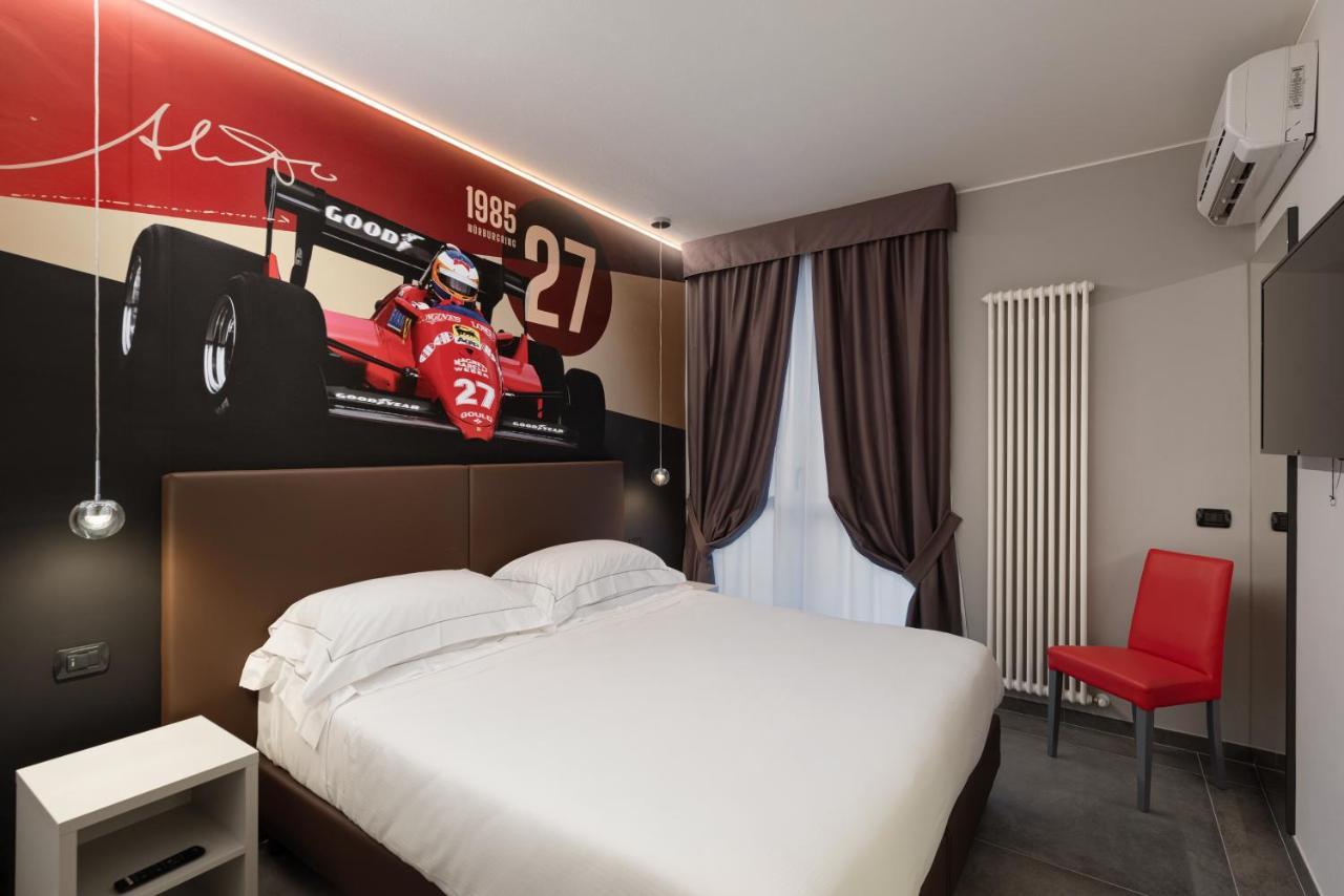 Hotel Maranello Village Extérieur photo