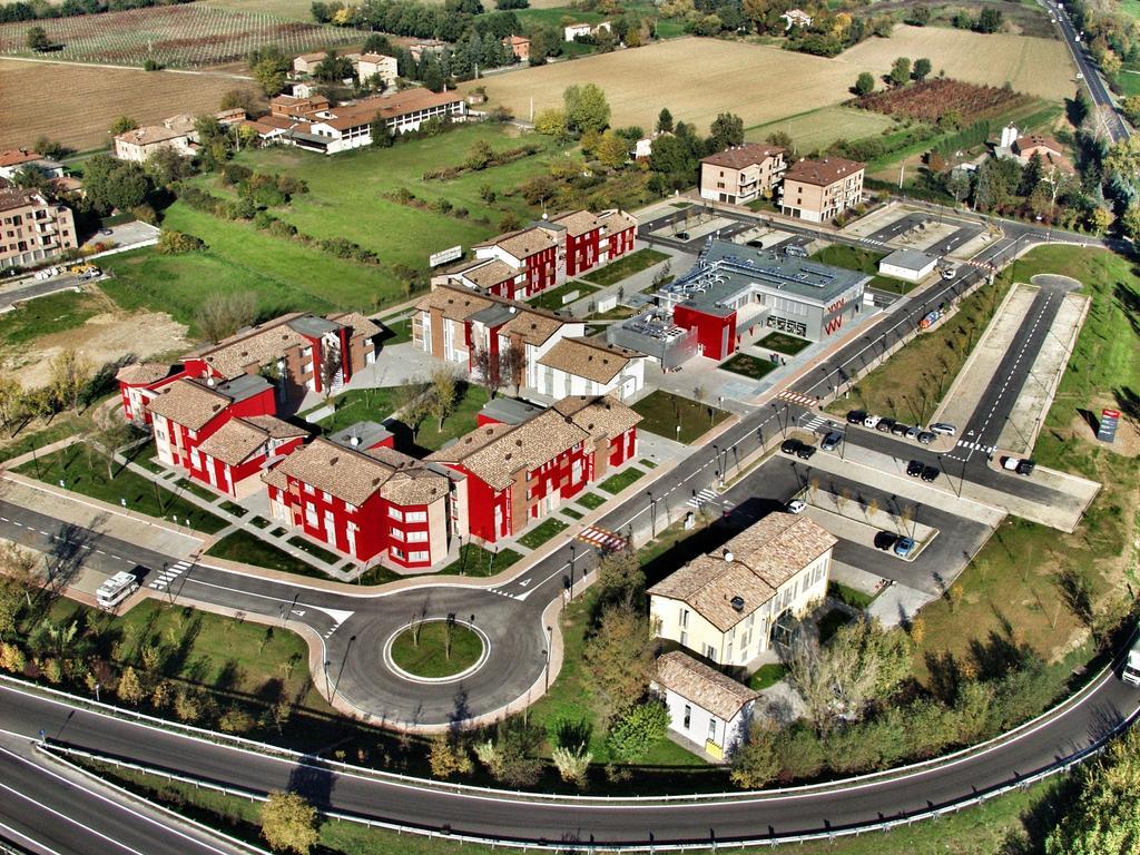 Hotel Maranello Village Extérieur photo